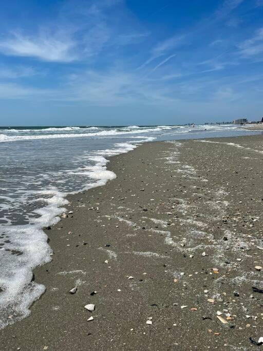 Walk To The Beach-Sleeps 10 And Golfcart Myrtle Beach Esterno foto