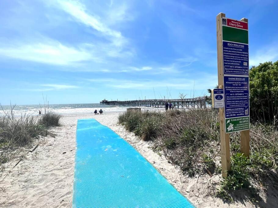 Walk To The Beach-Sleeps 10 And Golfcart Myrtle Beach Esterno foto